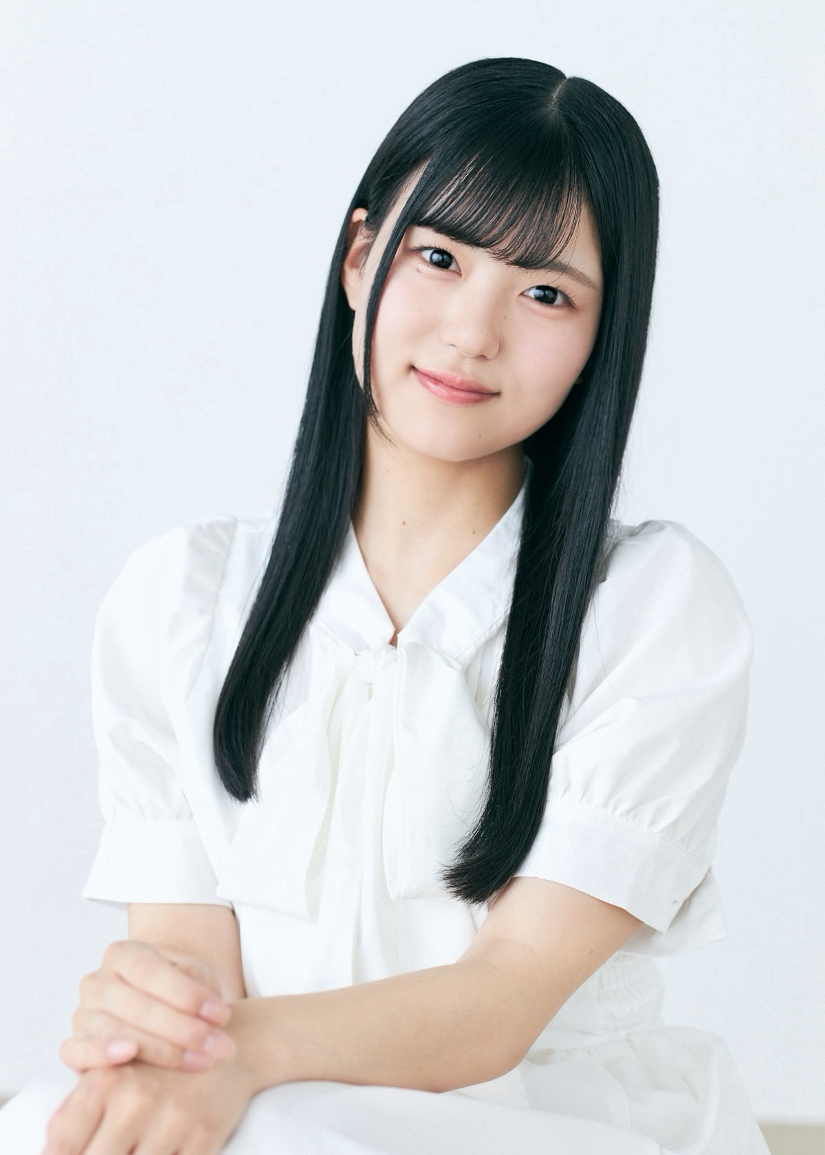 比奈本しおん