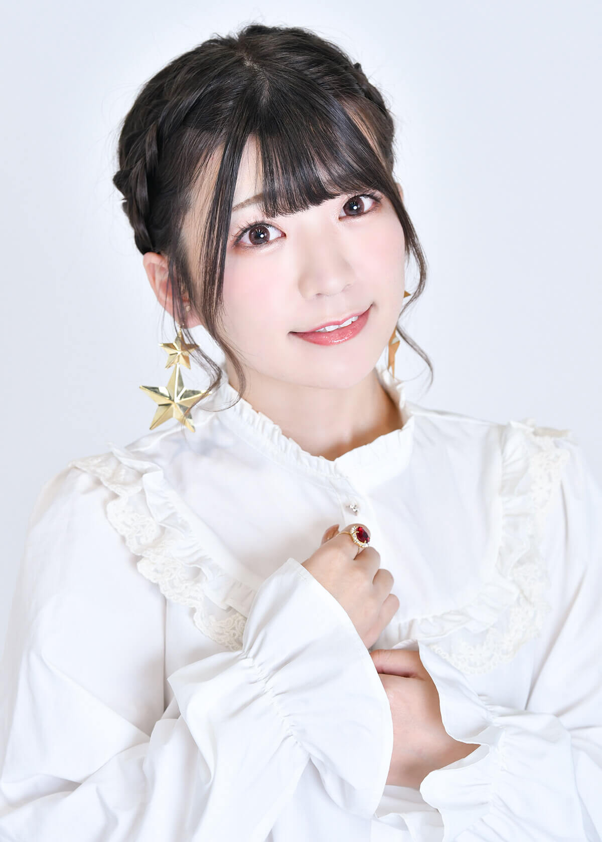 本郷 里実