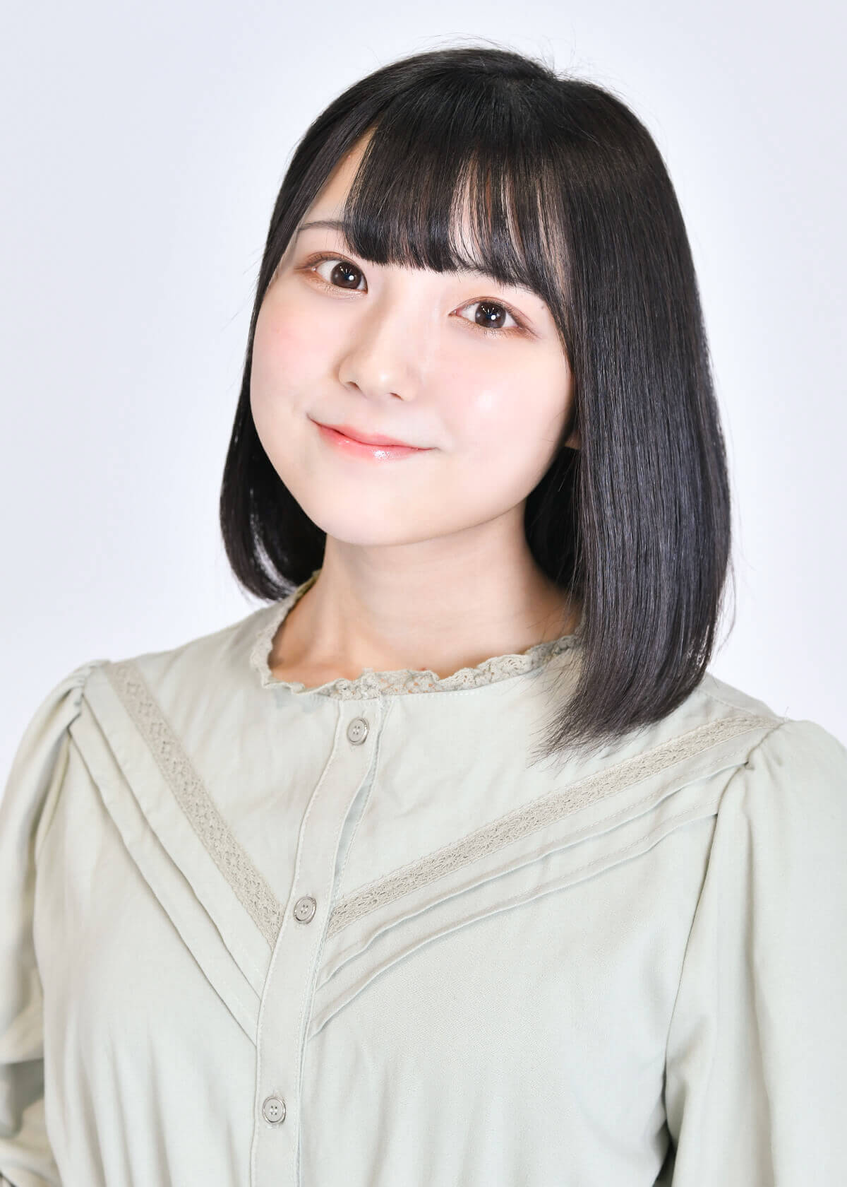 鷹村 彩花